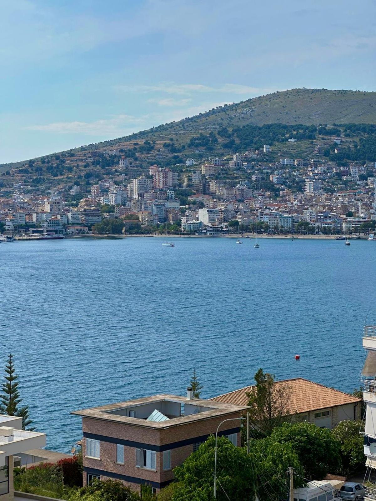 Esmeralda Apartaments Sarande Luaran gambar