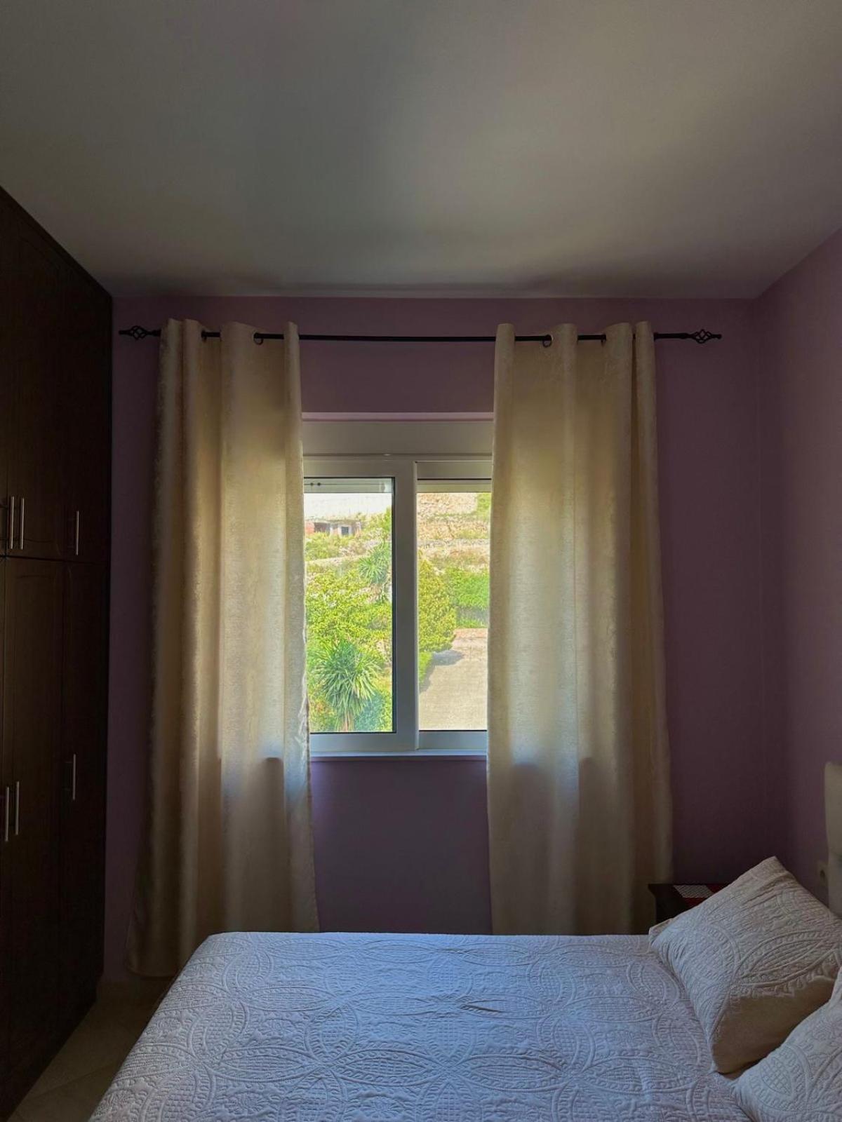 Esmeralda Apartaments Sarande Luaran gambar