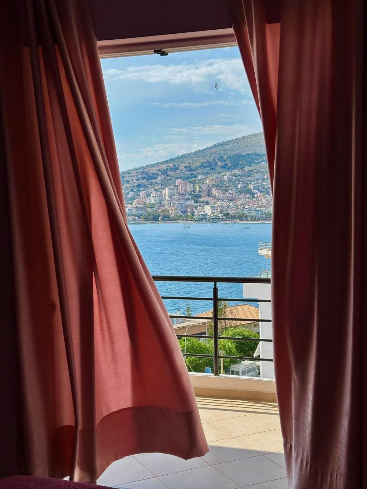 Esmeralda Apartaments Sarande Luaran gambar