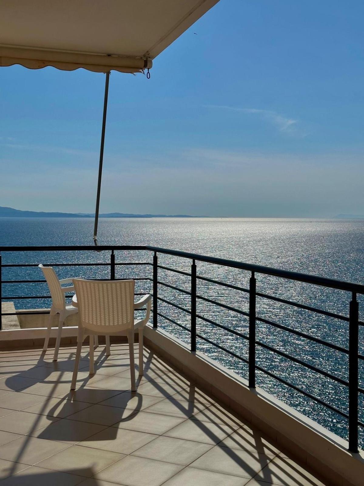 Esmeralda Apartaments Sarande Luaran gambar