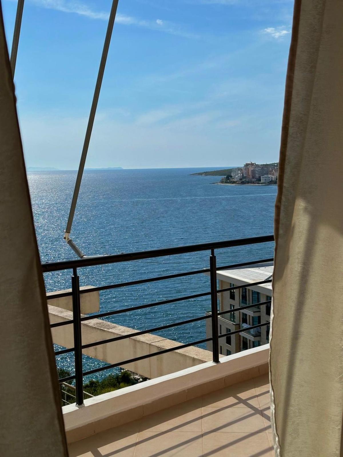 Esmeralda Apartaments Sarande Luaran gambar